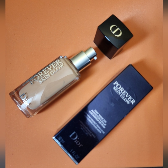 Dior Forever Skin Glow Foundation 3N - Picture 2 of 4